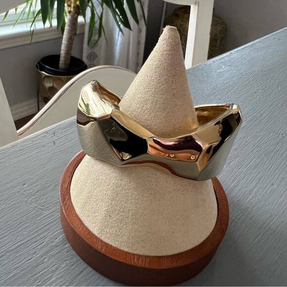 Robert Lee Morris Brass Cuff Bracelet - Picture 5 of 11